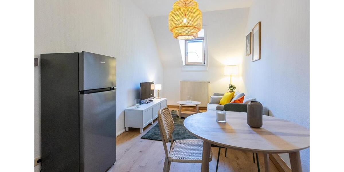 Dachgeschoßwohnung Wiesbaden Südost - 2 Zimmer, 42 m&sup2;, 795&euro; | Angebot:26338111