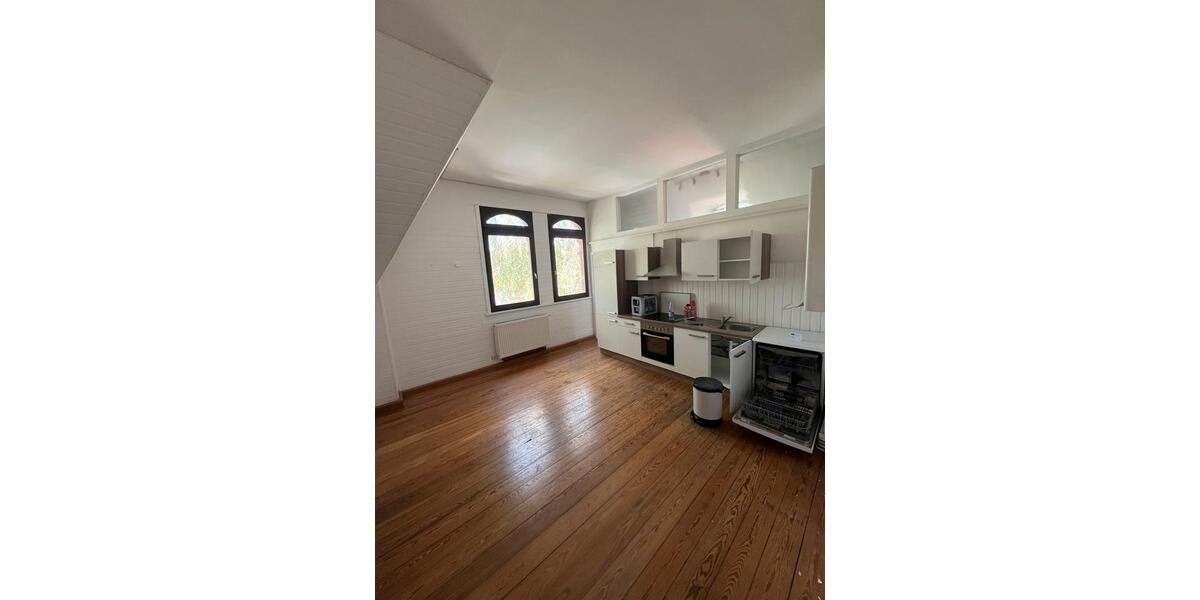 Etagenwohnung Wiesbaden Südost - 3 Zimmer, 110 m&sup2;, 1.700&euro; | Angebot:26365812