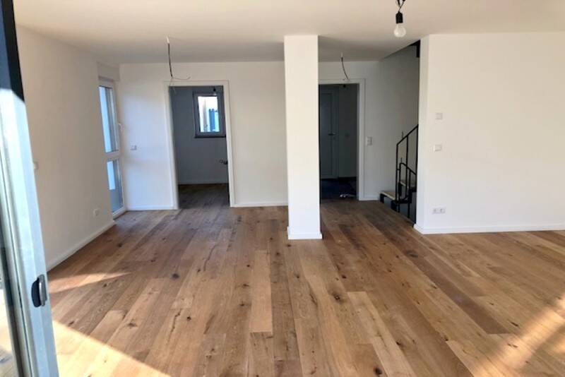 Reihenendhaus Hattersheim - 6 Zimmer, 145 m&sup2;, 689.900&euro; | Angebot:26378182