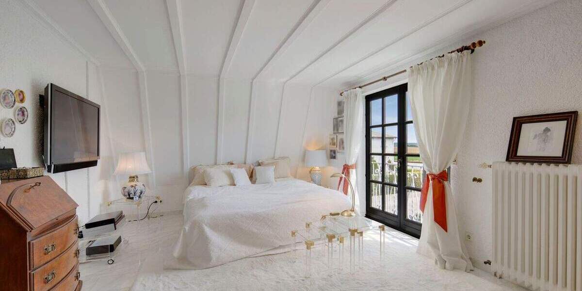 Einfamilienhaus Wiesbaden Nordenstadt - 7 Zimmer, 223 m&sup2;, 869.000&euro; | Angebot:25694639