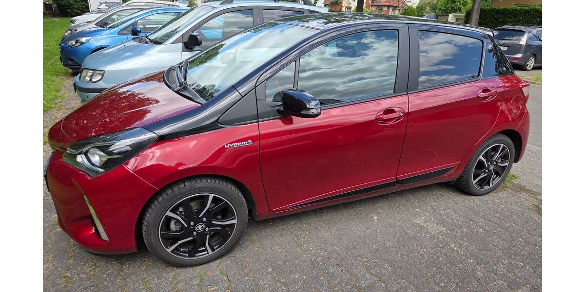 Toyota Yaris 19.500 km 15.750 &euro; Wiesbaden 65203