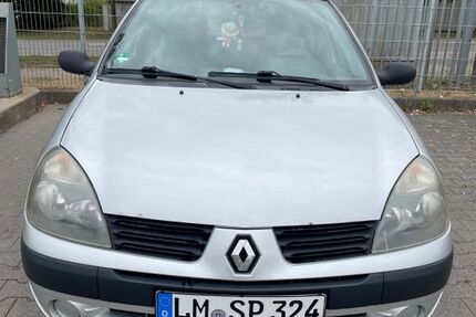 Renault Clio 158.000 km 2.100 &euro; Bad Camberg 65520
