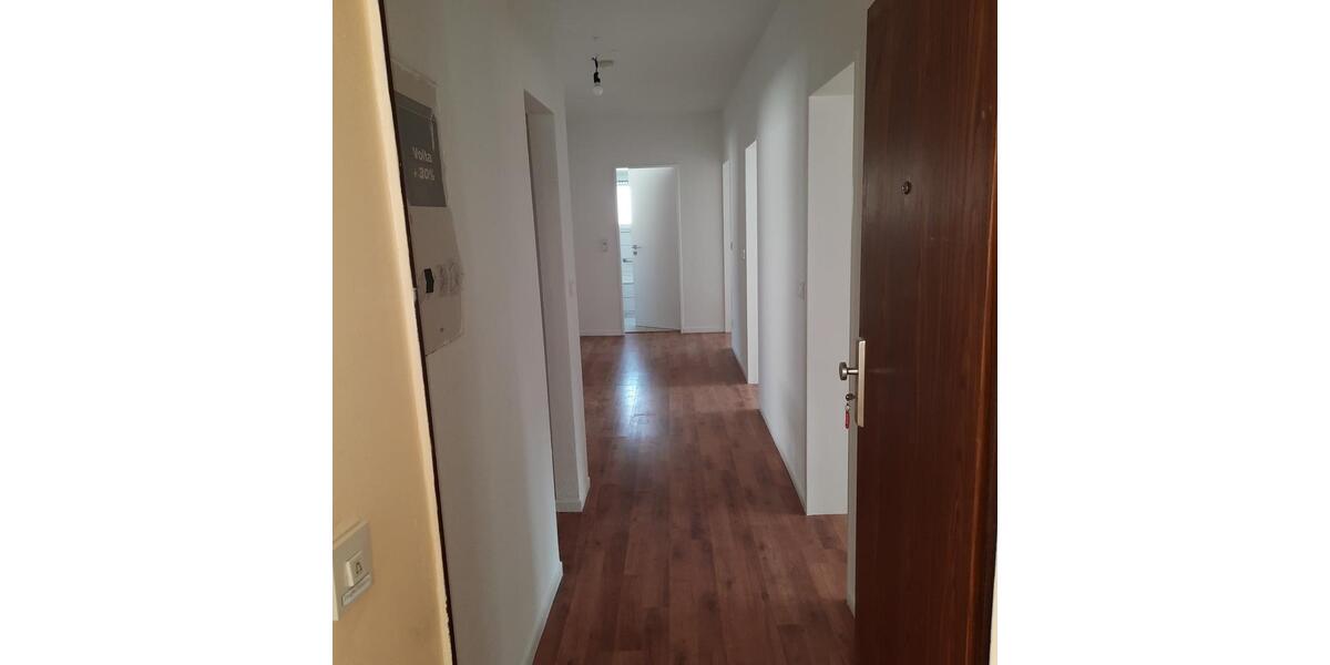 Etagenwohnung Wiesbaden Mainz-Amöneburg - 4 Zimmer, 85 m&sup2;, 1.100&euro; | Angebot:25406577
