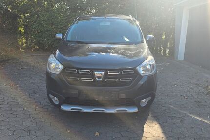 Dacia Lodgy 124.000 km 5.700 &euro; Wiesbaden 65203