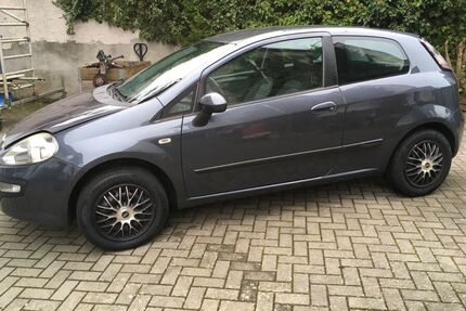 Fiat Punto 132.000 km 2.500 € Taunusstein 65232
