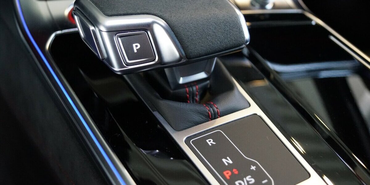 Audi RS6 quattro performance |B&O Advanced|Carbon| 24.976 km 133.999 &euro; Mainz-Kostheim 55246