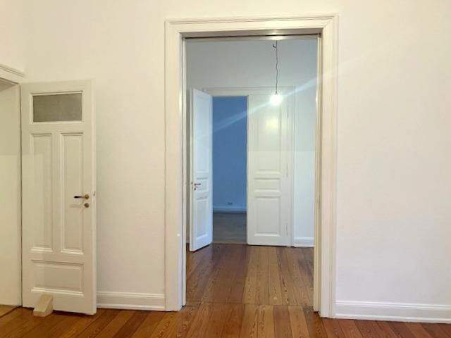 Etagenwohnung Wiesbaden Südost - 4 Zimmer, 124 m&sup2;, 1.900&euro; | Angebot:25772220