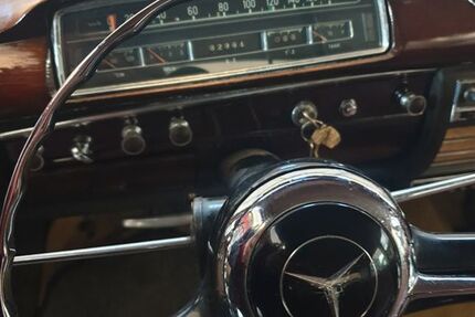 Mercedes-Benz 220 82.000 km 19.000 € Eltville 65343