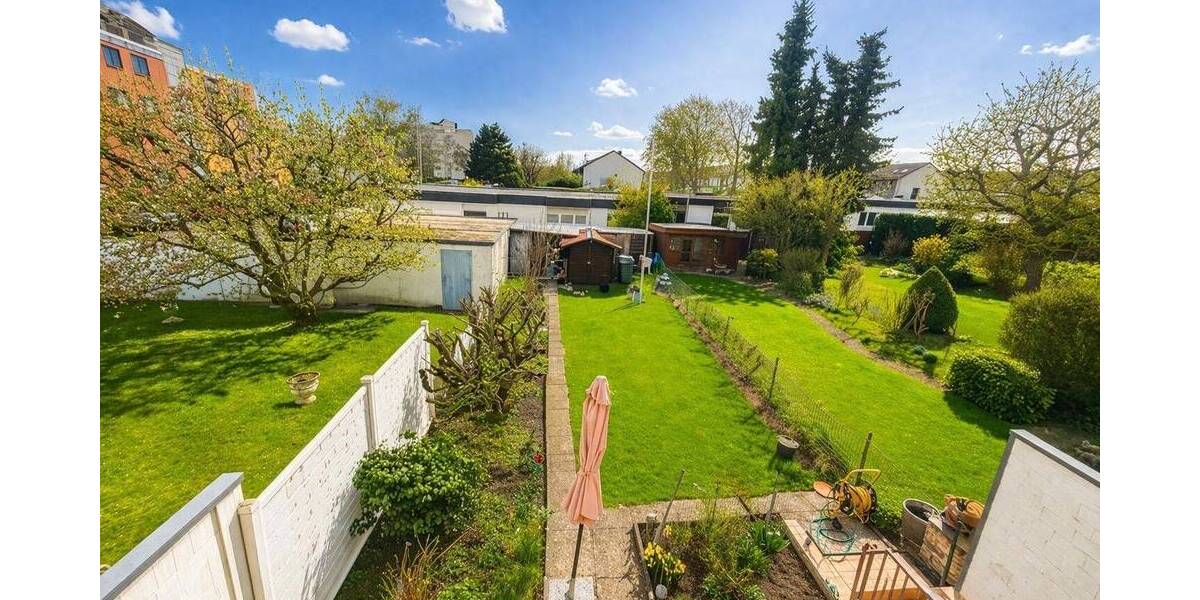 Reihenmittelhaus Wiesbaden Nordenstadt - 5 Zimmer, 100 m&sup2;, 595.000&euro; | Angebot:26028669