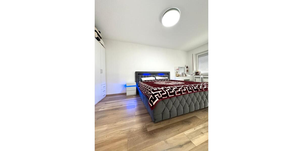 Etagenwohnung Wiesbaden Mainz-Amöneburg - 2 Zimmer, 80 m&sup2;, 310.000&euro; | Angebot:26560282
