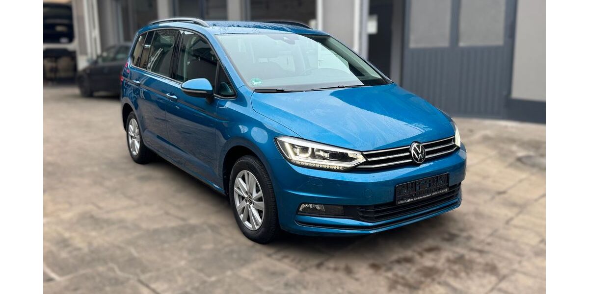 VW Touran 24.000 km 24.900 &euro; Ockenheim 55437