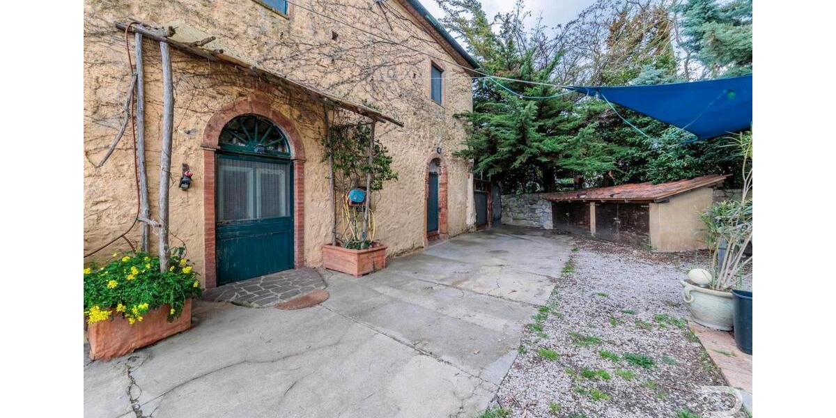 Einfamilienhaus Bingen am Rhein - 10 Zimmer, 300 m&sup2;, 450.000&euro; | Angebot:27202614