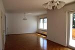 Einfamilienhaus Walluf - 5 Zimmer, 200 m&sup2;, 2.400&euro; | Angebot:25127340