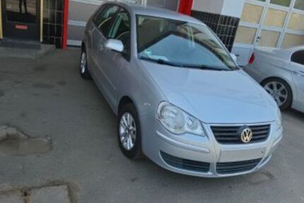 VW Polo 108.109 km 3.333 &euro; Bingen 55411