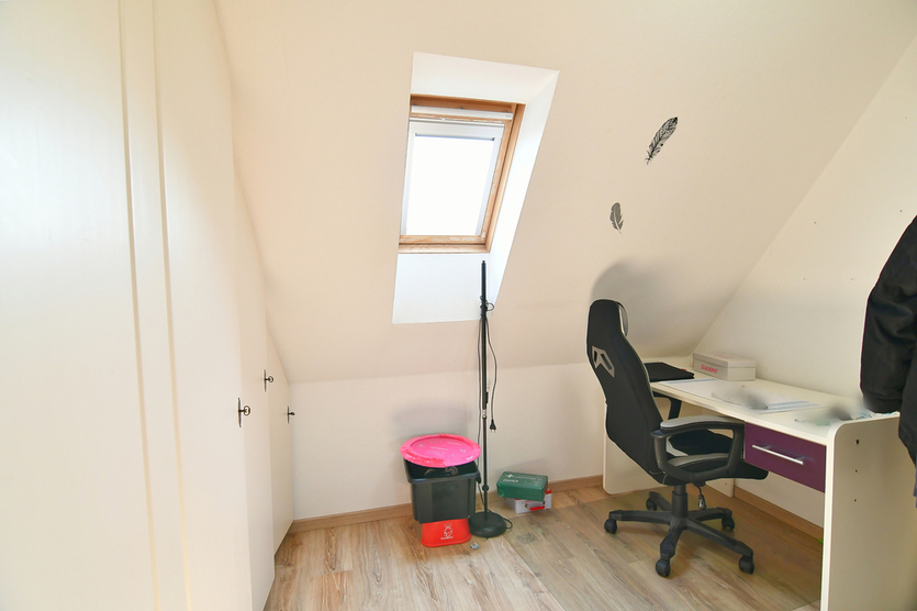 Moderne 4 Zi Maisonette mit 2 Schlafräumen mitten in Hornau 4 zimmer