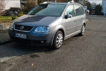 VW Touran 275.000 km 2.000 &euro; raunheim 65479