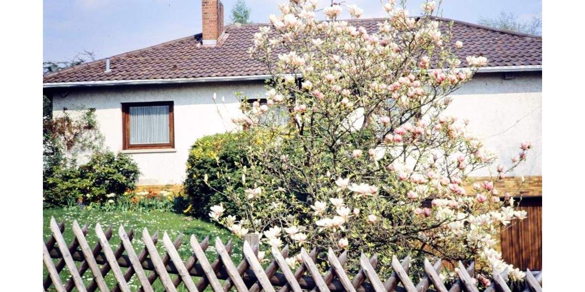 Bungalow Wiesbaden Nordost - 8 Zimmer, 192 m&sup2;, 1.255.000&euro; | Angebot:25820971