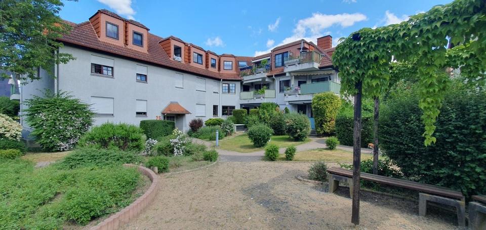 Dachgeschoßwohnung Hattersheim am Main - 3 Zimmer, 84 m&sup2;, 330.000&euro; | Angebot:22840438