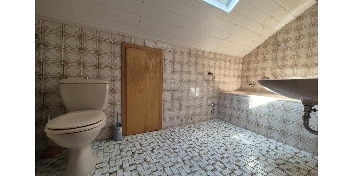 Reihenhaus Frankfurt am Main Gallus - 4 Zimmer, 100 m&sup2;, 1.799&euro; | Angebot:26505423