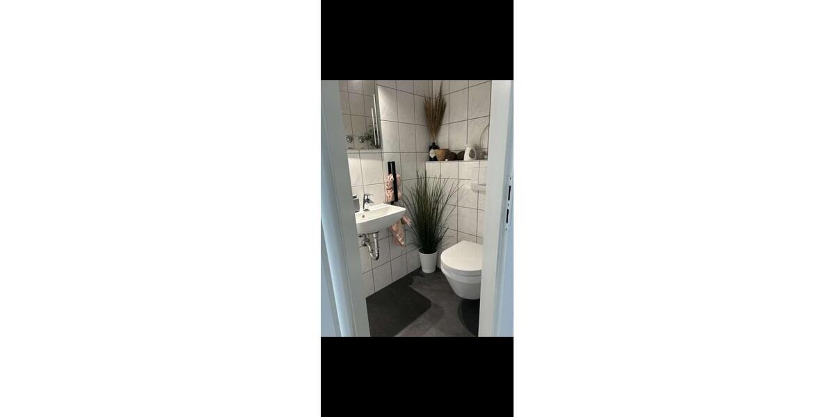 Etagenwohnung Hochheim am Main - 2 Zimmer, 68 m&sup2;, 299.000&euro; | Angebot:27202103