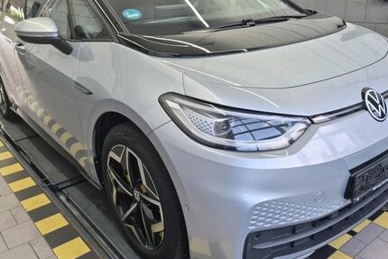 VW ID.3 13.800 km 31.980 &euro; Mainz 55131