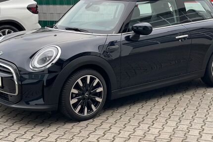 Mini Cooper 8.200 km 23.990 &euro; Trebur 65468