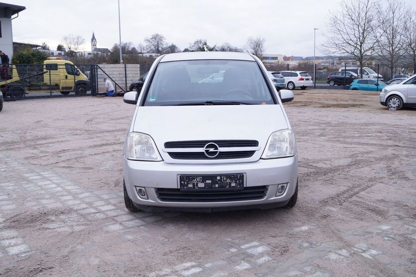 Opel Meriva 200.000 km 690 € Ingelheim 55218