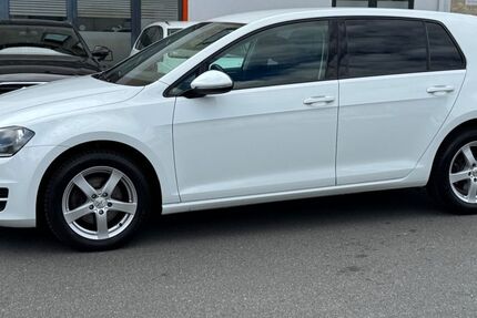 VW Golf 168.000 km 11.499 € Frankfurt am Main 60314
