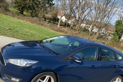 Ford Focus 111.000 km 8.700 &euro; Wiesbaden 65197