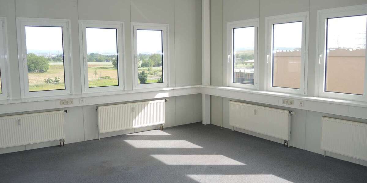 Büro in Hochheim 727,50 € 97 m² zimmer