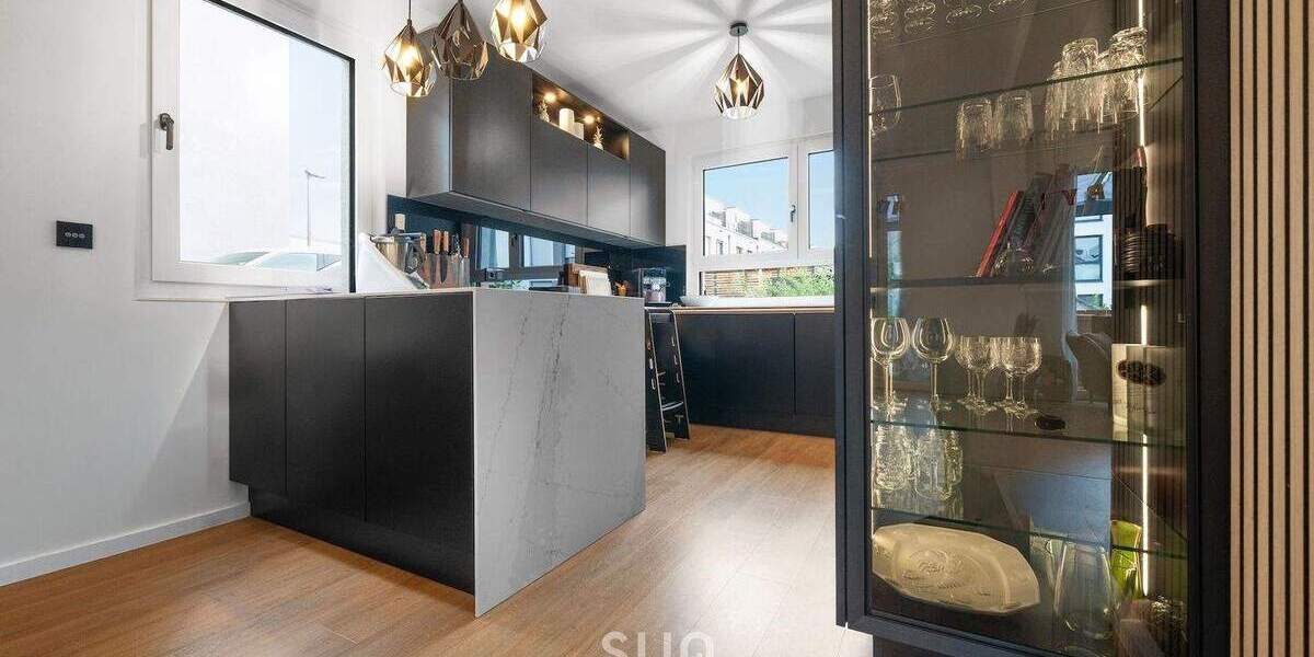 ENERGIEEFFIZIENT & MODERN: Neuwertige Doppelhaushälfte mit Photovoltaik 6 zimmer