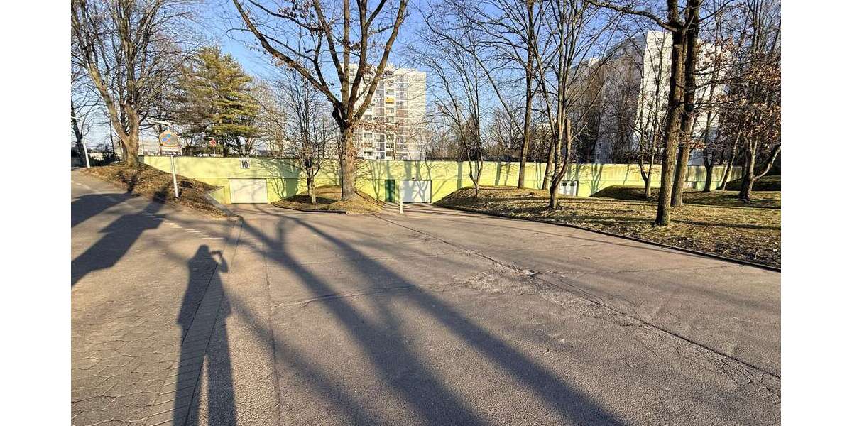 Garagen / Stellplätze Eschborn - 18.250&euro; | Angebot:26944729