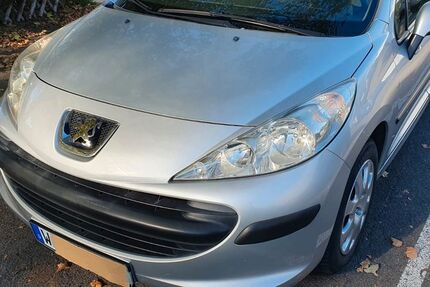 Peugeot 207 119.820 km 2.500 &euro; Wiesbaden 65205