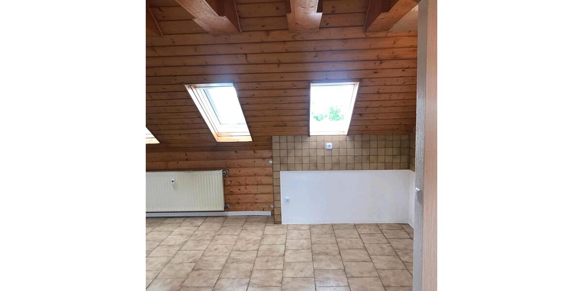 Dachgeschoßwohnung Bischofsheim - 2 Zimmer, 55 m&sup2;, 185.000&euro; | Angebot:26121507