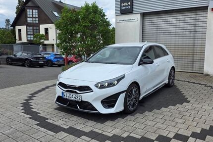 Kia ceed / Ceed 5.000 km 27.800 &euro; Wiesbaden 65199