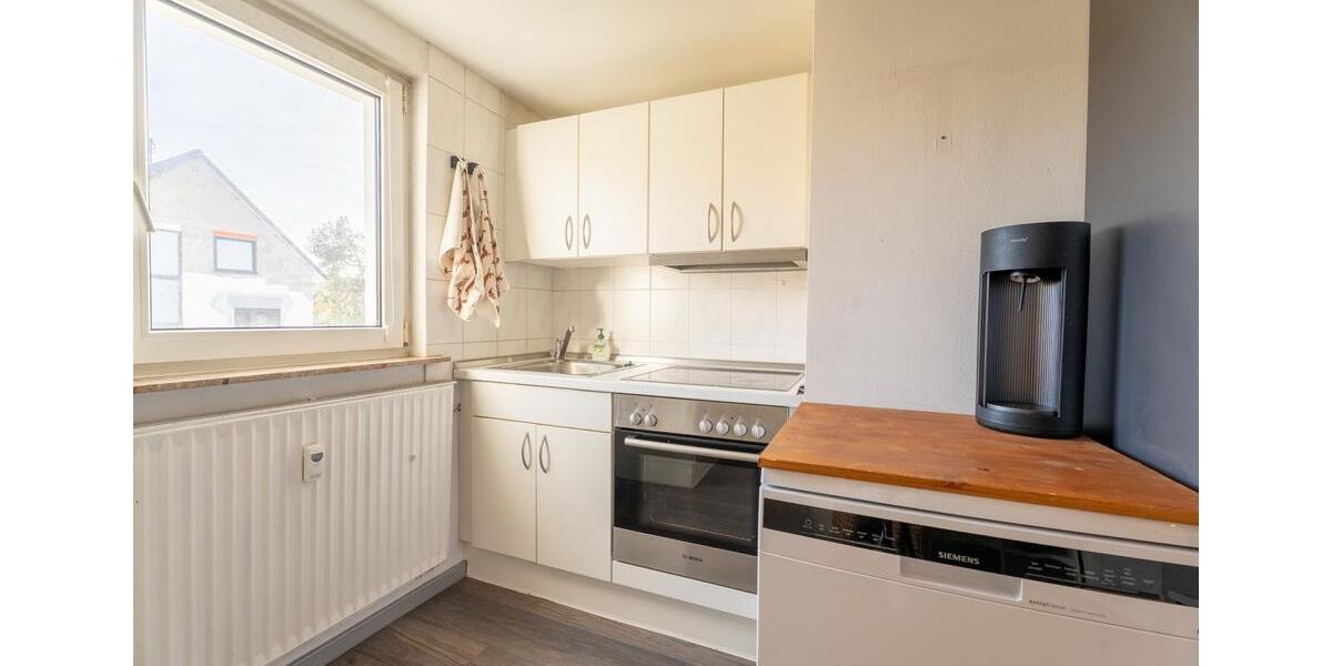 Dachgeschoßwohnung Wiesbaden Mainz-Amöneburg - 2.5 Zimmer, 104 m&sup2;, 1.200&euro; | Angebot:25172646