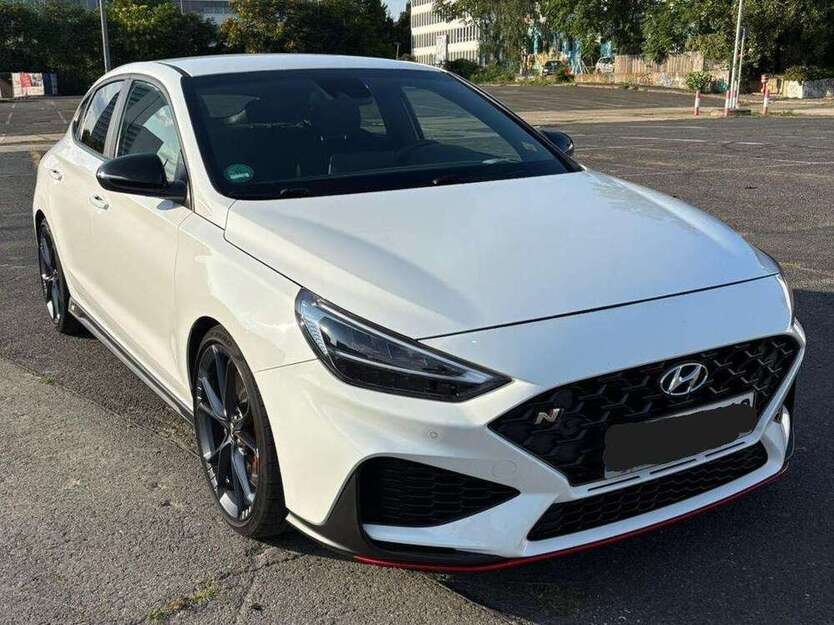 i30