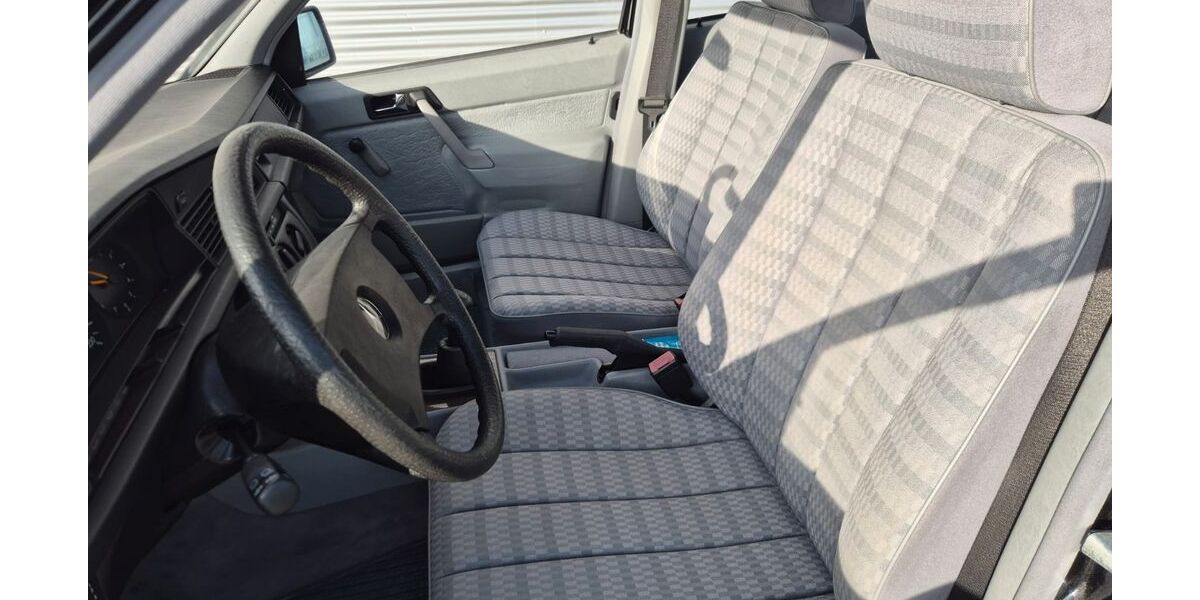 Mercedes-Benz 190 33.502 km 13.800 € Taunusstein 65232