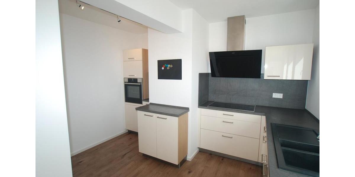 Etagenwohnung Mainz Laubenheim - 4 Zimmer, 136 m&sup2;, 1.995&euro; | Angebot:26519537