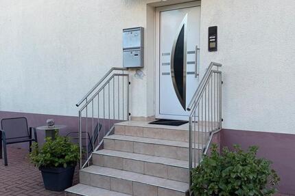 Wohnung Wiesbaden Biebrich - 2 Zimmer, 50 m&sup2;, 900&euro; | Angebot:26306208