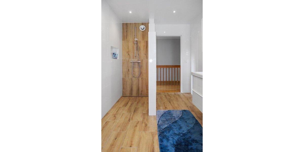 Einfamilienhaus Frankfurt am Main Bockenheim - 6 Zimmer, 266 m&sup2;, 330.000&euro; | Angebot:27022983