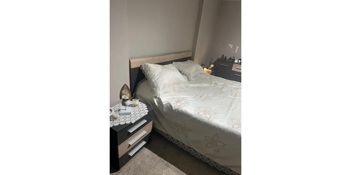 Dachgeschoßwohnung Wiesbaden Südost - 2.5 Zimmer, 65 m&sup2;, 1.060&euro; | Angebot:26623501