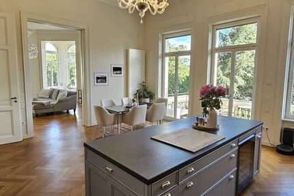 Wohnung zum Kaufen in Wiesbaden 1.490.000 € 182.41 m² 5 zimmer