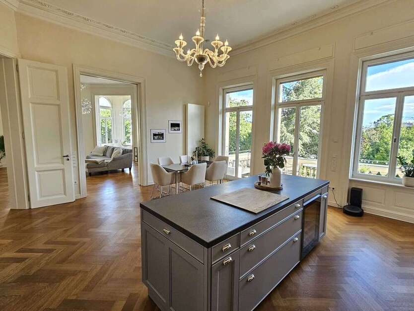 Wohnung zum Kaufen in Wiesbaden 1.490.000 € 182.41 m² 5 zimmer