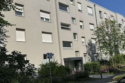 Wohnung Wiesbaden Biebrich - 3 Zimmer, 65 m&sup2;, 1.200&euro; | Angebot:25342850