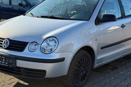 VW Polo 218.000 km 1.198 &euro; Rüsselsheim 65428