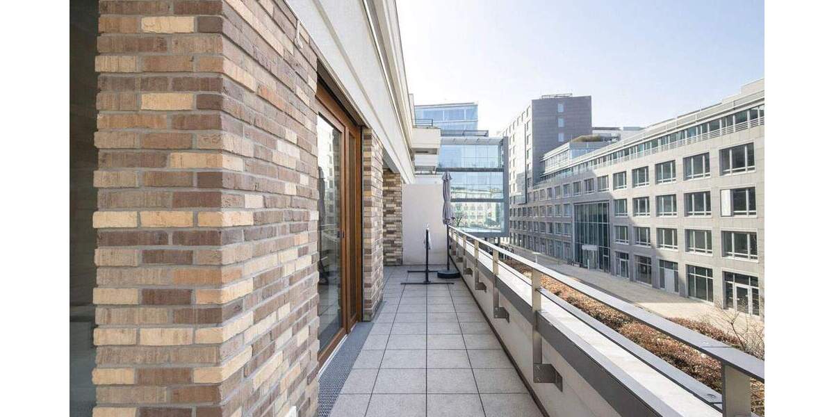 Etagenwohnung Frankfurt am Main Bockenheim - 3 Zimmer, 122 m&sup2;, 1.050.000&euro; | Angebot:25727366