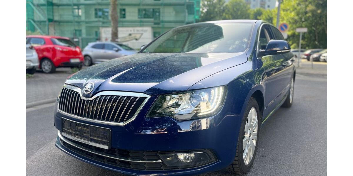 Skoda Superb 230.000 km 9.699 &euro; Wiesbaden 65203