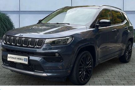 Jeep Compass 90.562 km 19.480 &euro; Rüsselsheim 65428