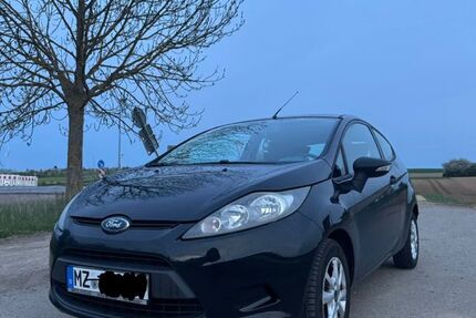 Ford Fiesta 70.080 km 3.800 &euro; Mainz 55124